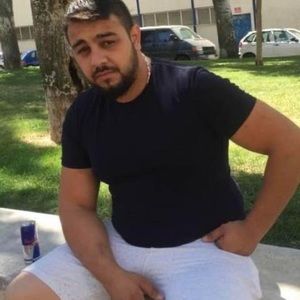 Meet your Posher, Leo